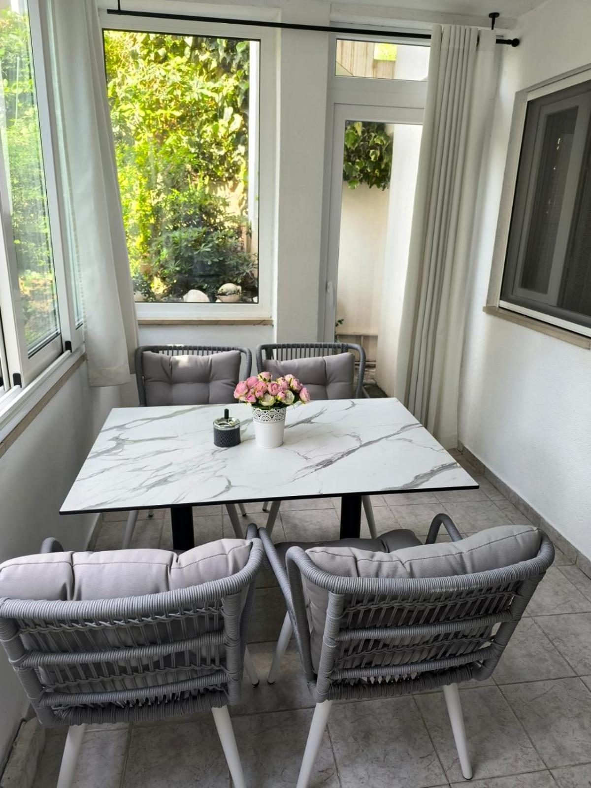 Apartman Robertino 1966 Makarska Exterior foto